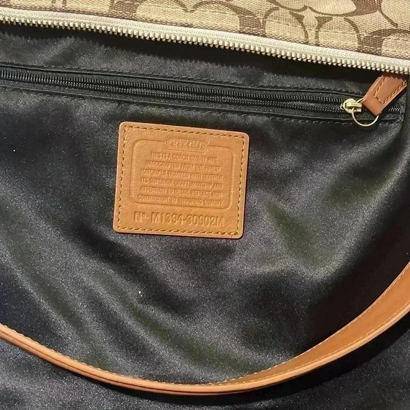 Coach Bag and Wallet Set - Picture 6 of 17